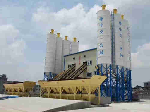 Batching Plant for Manufacturing Concrete