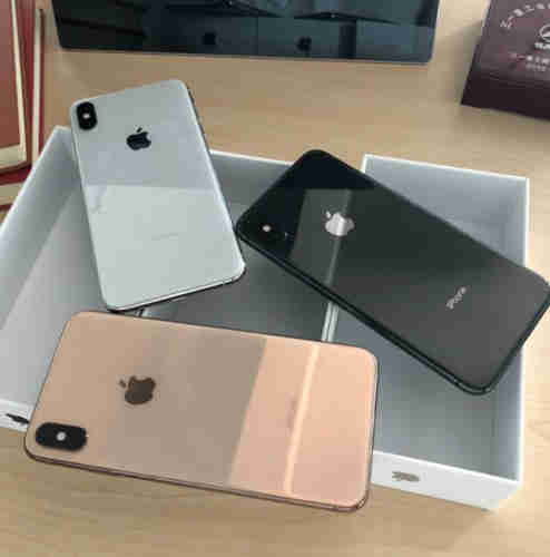 IPhone Xs Max (64GB) – GOLD