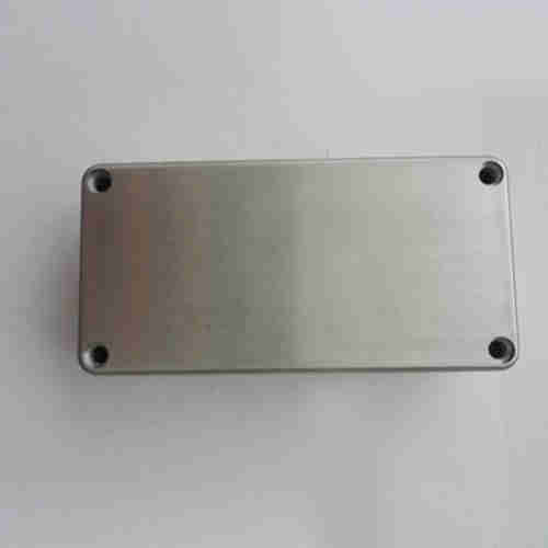 Aluminum alloy accessory case for guitar electronics