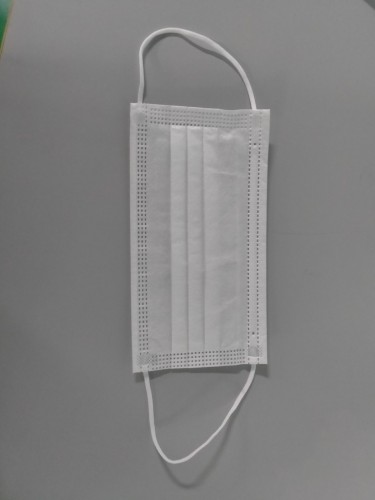 White disposable protective masks, dust, fog, haze, and droplet are sold at par