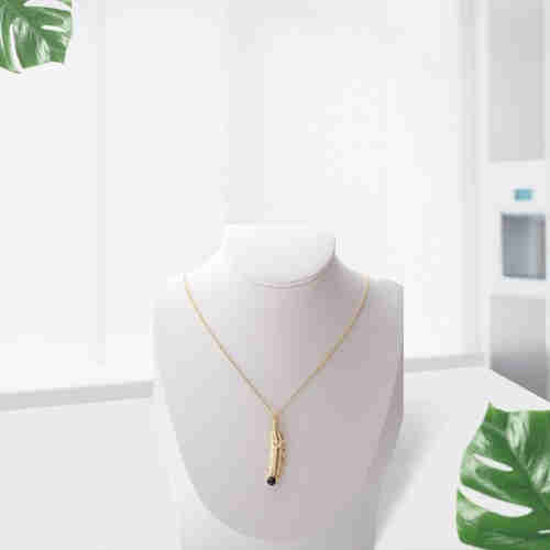 Romeo feather Necklace