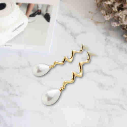 Gravity meteor Earrings