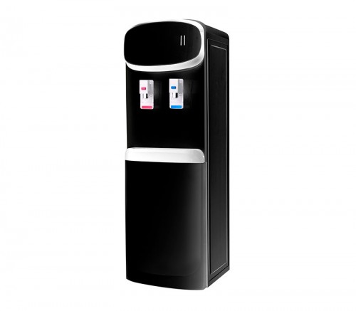 Standing plastic water dispenser 