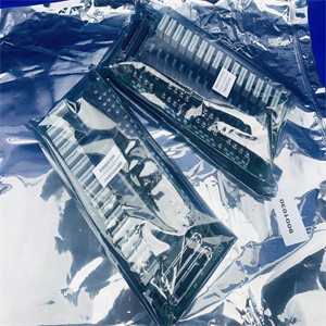 30731573-001