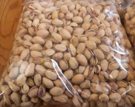 Pistachio with and without Shell , Pistachios Roasted and Salted Bulk , Cheap Price Pistachio Nuts, 